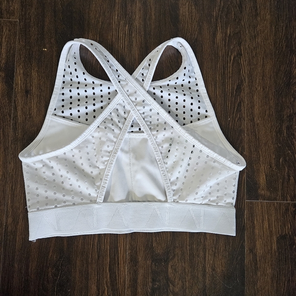 White | ALALA | Perforated Cross Back Sport Bra - Picture 5 of 7
